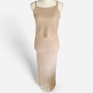 NWOT House Of Harlow 1960 2pc Set Crochet Knit Crop Top Skirt Fringe Beige S